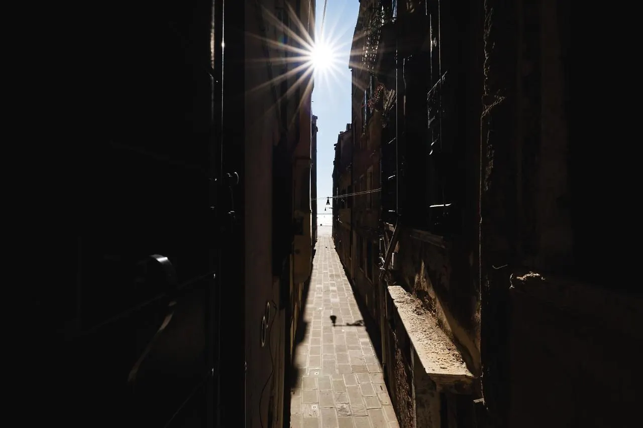 Appartamenti Superior In Via Garibaldi By Bricola Apartments Βενετία Ιταλία